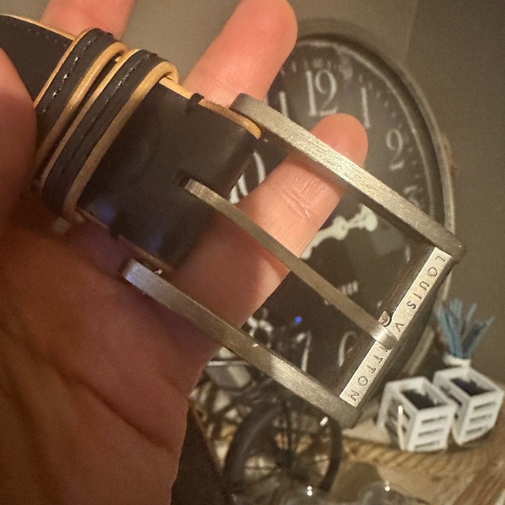 Louis Vuitton belt